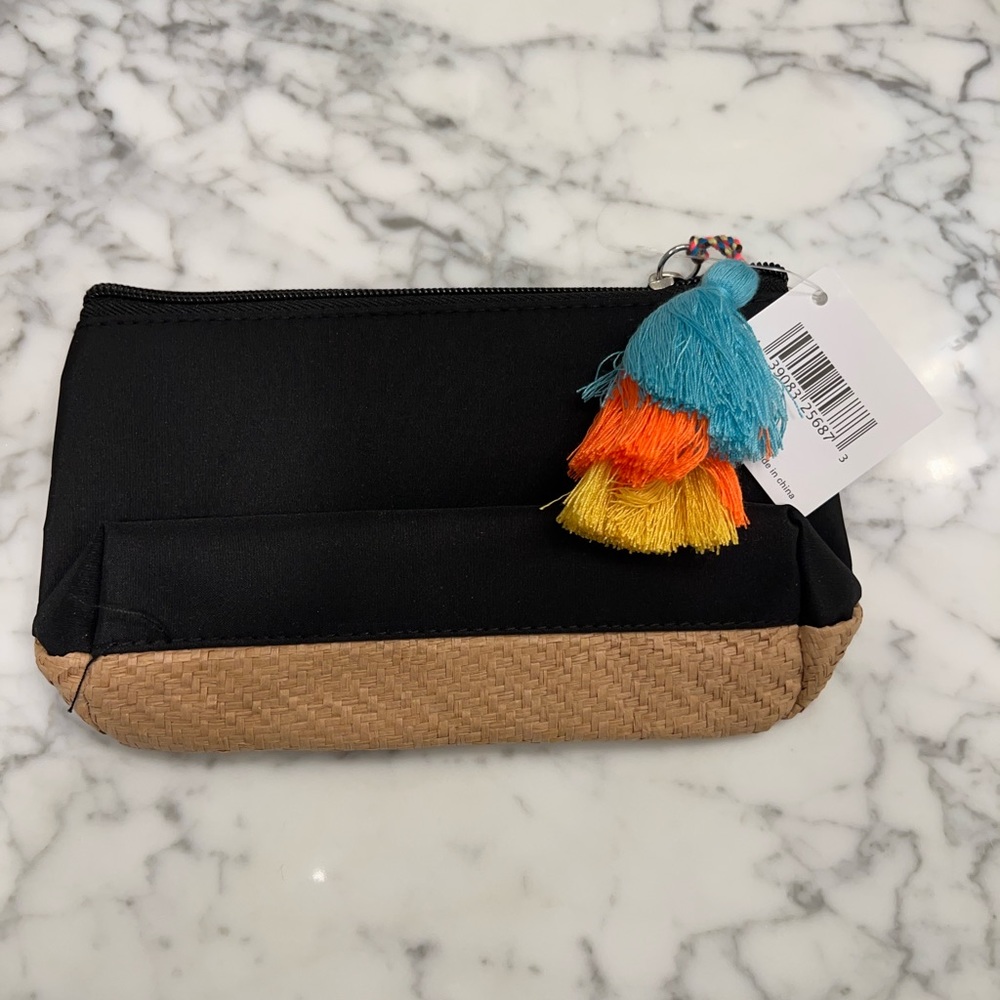 NWT Accessory Bag